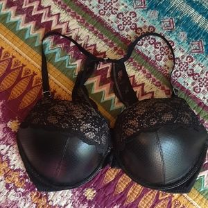 Victoria secrect  ultra push up bra